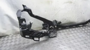 Volvo V40 Staffa del pannello di supporto del radiatore parte superiore 