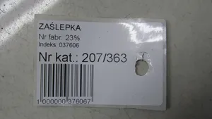 Nissan Pulsar Etupuskurin alempi jäähdytinsäleikkö 622573ZL1A