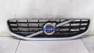 Volvo V60 Grotelės viršutinės 