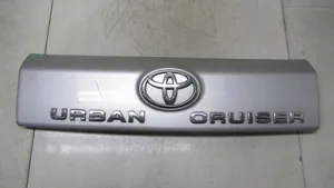 Toyota Urban Cruiser (XP110) Garniture de hayon 