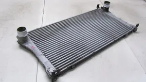 Toyota Avensis T270 Chłodnica powietrza doładowującego / Intercooler 