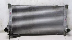 Toyota Avensis T270 Chłodnica powietrza doładowującego / Intercooler 