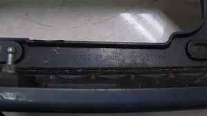 Renault Trafic II (X83) Moulure de garniture de feu arrière / postérieur 