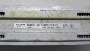 Volvo V60 Chłodnica powietrza doładowującego / Intercooler 31338475