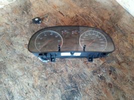 Volkswagen Golf IV Compteur de vitesse tableau de bord 1J0919881B