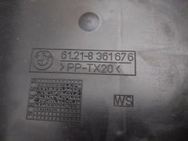 BMW 3 E36 Vassoio scatola della batteria 8361676