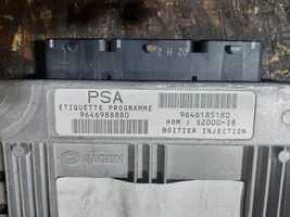 Peugeot 307 Calculateur moteur ECU 9646988880