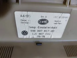 Volkswagen PASSAT B5 Unité de contrôle climatique 1J1907044