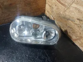 Volkswagen Golf IV Lampa przednia 1J1941016C