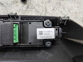 Volvo XC40 Controllo multimediale autoradio 31456672