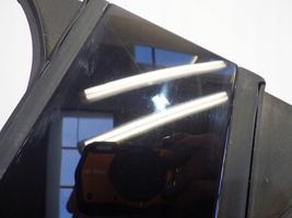 Mercedes-Benz CLA C118 X118 Moulures des vitres de la porte avant A1186980200