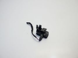 Volkswagen Taigo Verrouillage du bouchon du réservoir de carburant 7P0810773F