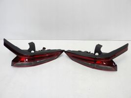 Nissan Qashqai J12 Lampy tylne / Komplet 