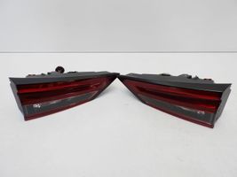 Nissan Qashqai J12 Lampy tylne / Komplet 