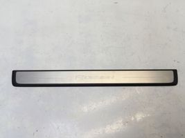 Volvo XC40 Front sill trim cover 32260783