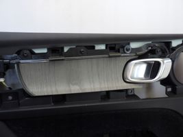 Volvo XC40 Rivestimento del pannello della portiera anteriore 4231825