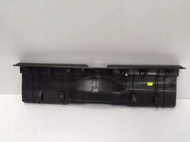 Audi Q2 - Protector del borde del maletero/compartimento de carga 81A863471B