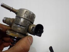 Audi Q2 - Bomba de alta presión de inyección de combustible 05E127027D