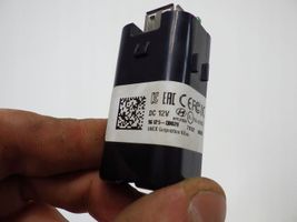 Hyundai i20 (BC3 BI3) Connecteur/prise USB 96125Q0020