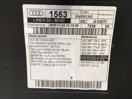 Audi A1 Apmušimas priekinių durų (obšifke) 82G867134