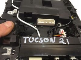 Hyundai Tucson IV NX4 Priekinių vietų apšvietimo žibintas 92800N9330