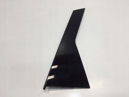 Citroen C4 III e-C4 Rivestimento modanatura del vetro della portiera posteriore 98311397XK