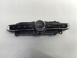 Volvo XC40 Controllo multimediale autoradio P31456672