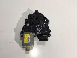 KIA Ceed Moteur de lève-vitre de porte avant 82460J7010