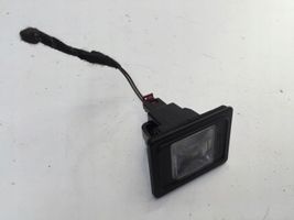 Mercedes-Benz GLA H247 Lampa oświetlenia tylnej tablicy rejestracyjnej A0009062903