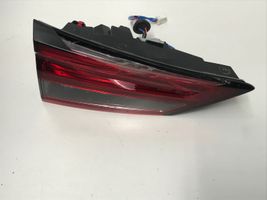 Nissan Qashqai J12 Lampy tylnej klapy bagażnika 20159004