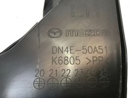 Mazda MX-30 Modanatura separatore del paraurti anteriore DN4E50A51