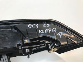 Citroen C4 III e-C4 Takaluukun takavalot 9831120580