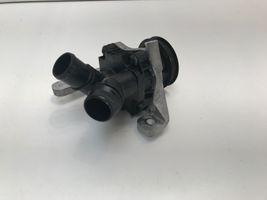 Volvo XC40 Pompa dell’acqua 32257932