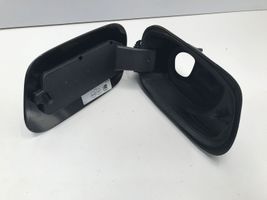 Volvo XC40 Sportello del serbatoio del carburante 32296808