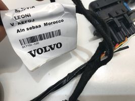 Volvo XC40 Takaoven johtosarja 32343233