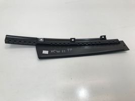 Volvo XC40 Rivestimento della portiera anteriore (modanatura) 31448392