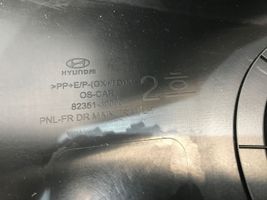 Hyundai Kona I Boczki / Poszycie drzwi przednich 82351J9000