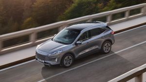 Ford Kuga III Etuoven sähköinen sivupeili LV4B17682EC