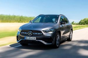 Mercedes-Benz GLA H247 Etuoven verhoilu A2477207703