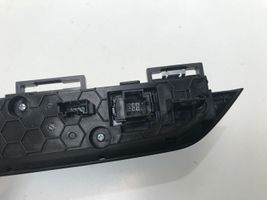 Opel Mokka B Panel / Radioodtwarzacz CD/DVD/GPS 9834868580