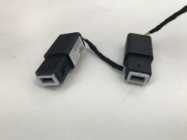 Opel Mokka B Connettore plug in USB 98217039DX