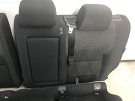 Nissan Qashqai J12 Fotele / Kanapa / Komplet 