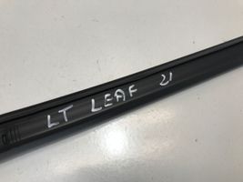 Nissan Leaf II (ZE1) Lastausoven ikkunalasin kumitiiviste 823315SH0A