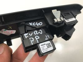 Volvo XC40 Interruttore di controllo dell’alzacristalli elettrico 32274180