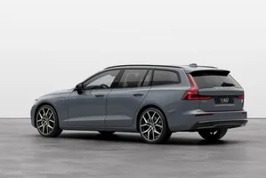 Volvo V60 Supporto di montaggio del parafango 31468233