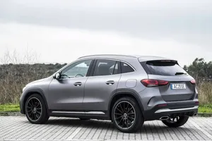 Mercedes-Benz GLA H247 Virta-avain/kortti A1779056704