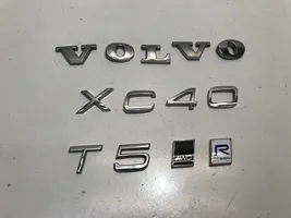 Volvo XC40 Logo/stemma case automobilistiche 