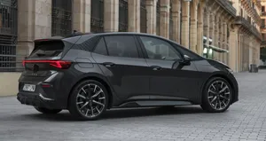 Cupra Born Porte arrière 