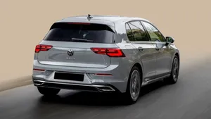 Volkswagen Golf VIII Posparnis galinis 