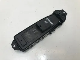 Nissan Qashqai J12 Interruttore di controllo dell’alzacristalli elettrico 254016UA4A